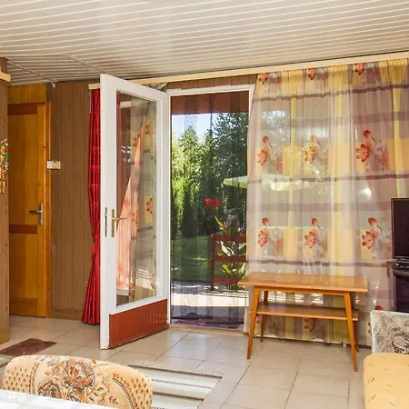 Familia Nyaralo 180 شاليه